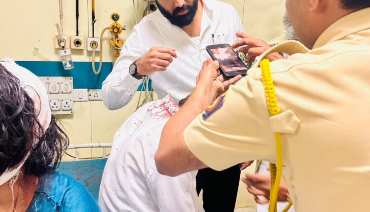 पुण्यात वकिलावर दिवसाढवळ्या जीवघेणा हल्ला! आरोपींवर कठोर कारवाईसह ॲडव्होकेट प्रोटेक्शन ॲक्ट लागू करण्याची ॲड. तोसिफ शेख यांची मागणी